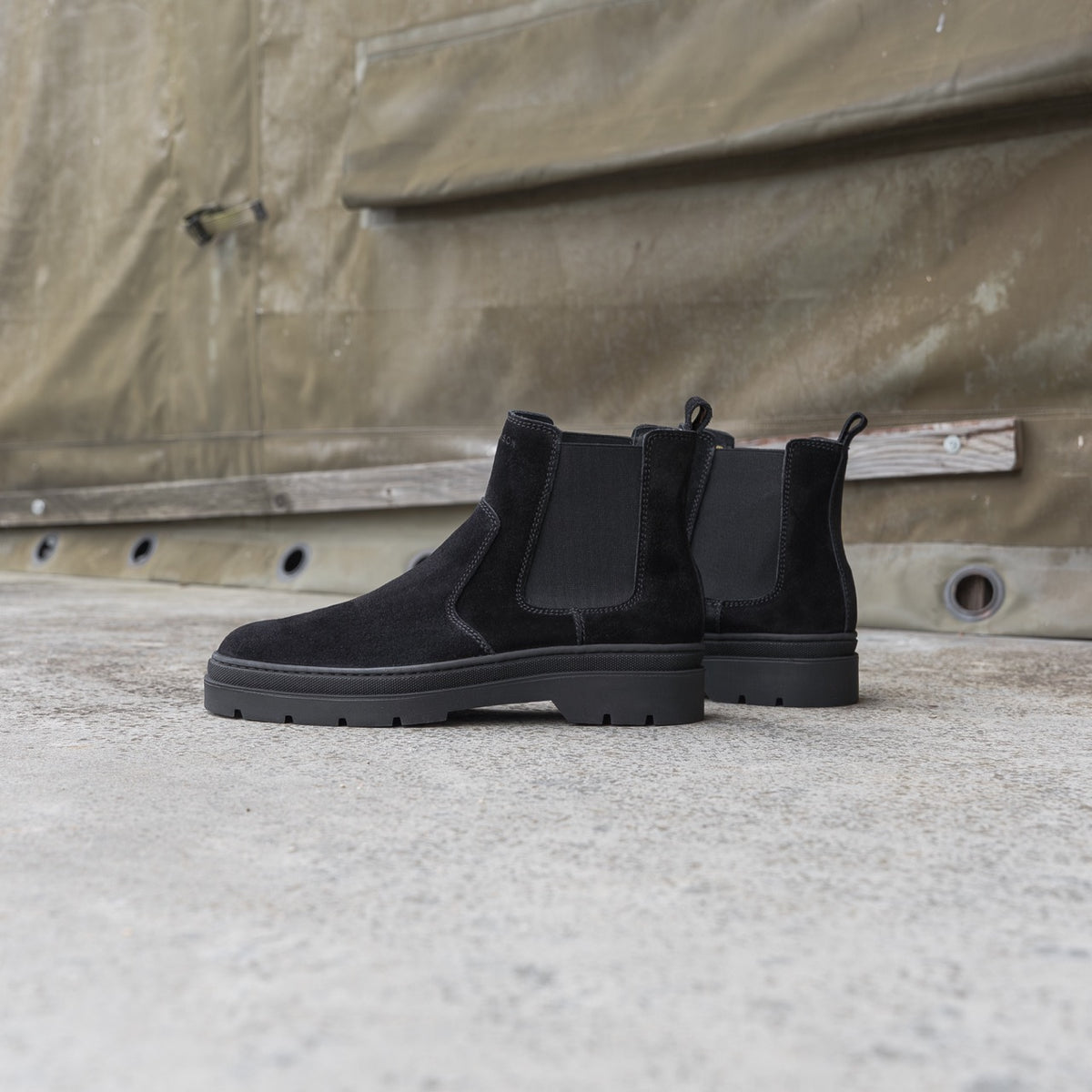 Hisnon elon chelsea boots zwart suède