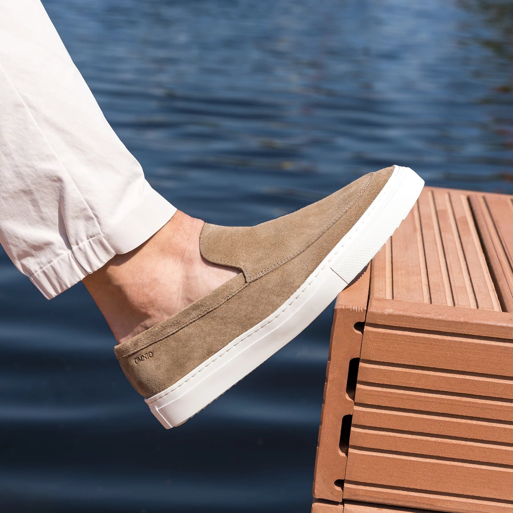 Omnio malton plain loafers heren camel suède